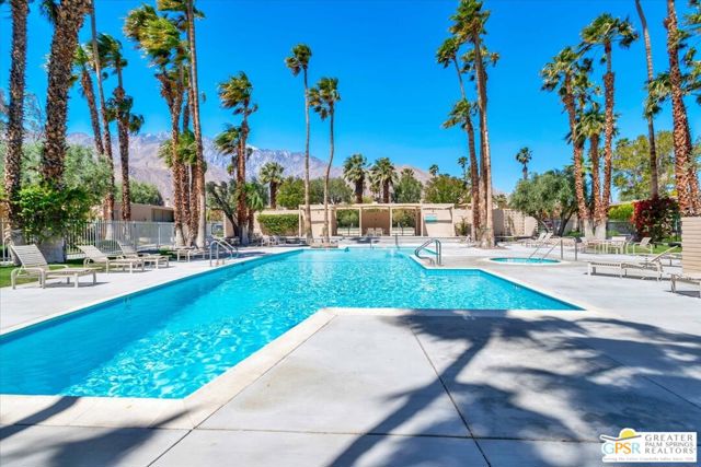 360 Cabrillo Road, Palm Springs CA: https://media.crmls.org/mediaz/5d3531ad-945c-443b-a5b0-ebde7ac717b4.jpg