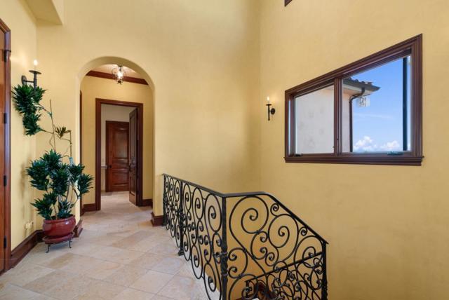 2053 Weston Road, Scotts Valley CA: https://media.crmls.org/mediaz/5d3552fb-d30e-4cf1-88d7-726255a41342.jpg