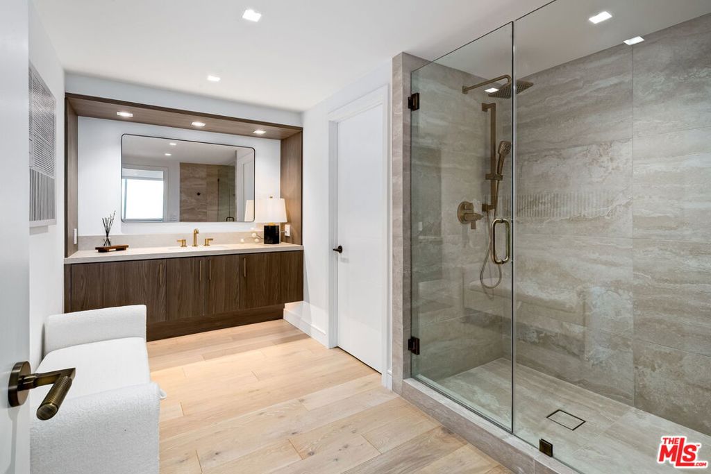 MLS #26940973 image #42