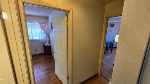 2071 Sunset View Place, San Jose CA: https://media.crmls.org/mediaz/5d368f3f-3673-4798-b9d7-b9554a157e55.jpg
