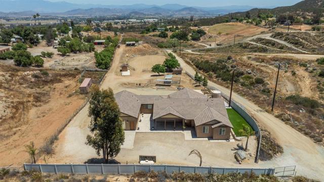 feature listing property photo