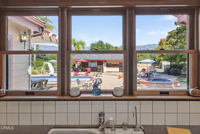 Detail Gallery Image 18 of 73 For 1125 Spring St, Oak View,  CA 93022 - 4 Beds | 4 Baths