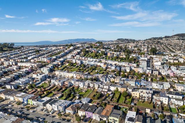 2629 San Jose Avenue, San Francisco CA: https://media.crmls.org/mediaz/5d37c184-f00d-490b-8f4b-b82c60ec7431.jpg