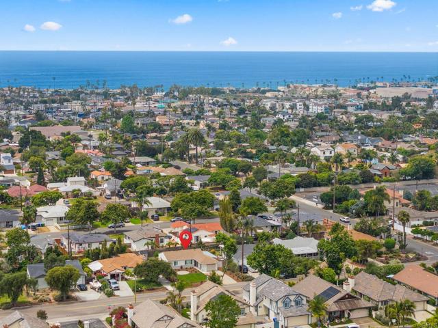 1713 Stewart Street, Oceanside CA: https://media.crmls.org/mediaz/5d37c751-854e-4c64-b75b-a61d64ee98c1.jpg