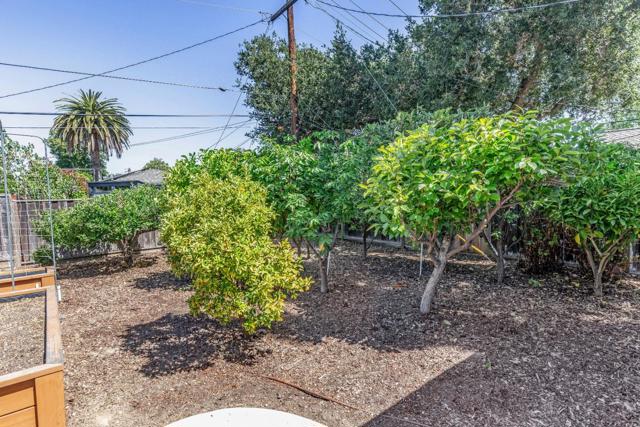12457 BROOKGLEN Drive, Saratoga CA: https://media.crmls.org/mediaz/5d3900fc-716d-4e24-a42c-5219d9b86579.jpg