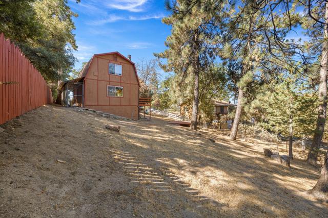 54370 Valley, Idyllwild CA: https://media.crmls.org/mediaz/5d397098-04b2-4aec-9ec2-aab9f0f6f6b7.jpg