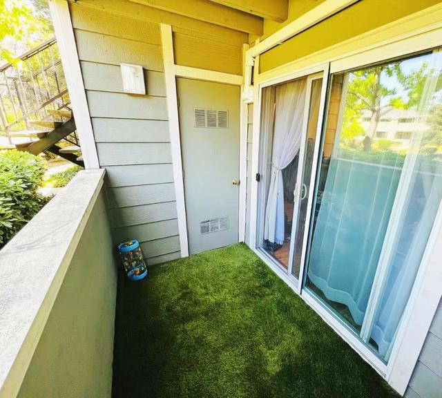 91 Castlebridge Drive, San Jose CA: https://media.crmls.org/mediaz/5d3a501f-272d-4b74-92a4-ab5a6d1725d7.jpg