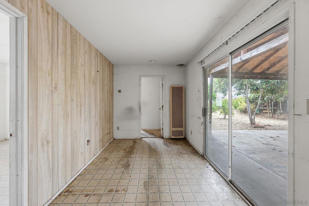 1271 Jefferson Ave - photo 12