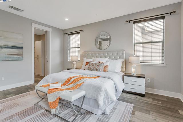 1380 Brookline Loop, Pleasanton CA: https://media.crmls.org/mediaz/5d3acfa3-5450-4299-a477-edd5d25c33e7.jpg