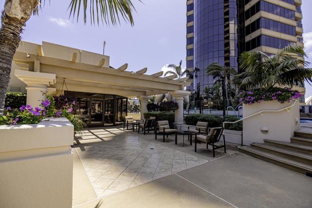 100 Harbor Drive, San Diego CA: https://media.crmls.org/mediaz/5d3ba051-b986-47ff-a2e9-19cb9ba3b629.jpg