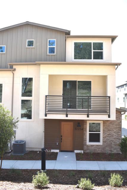 12234 Riley Lane, San Diego CA: https://media.crmls.org/mediaz/5d3d6437-ad51-4eb3-9cfb-c6d586755b3f.jpg