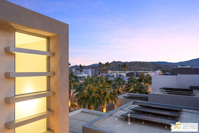 431 Suave Lane, Palm Springs CA: https://media.crmls.org/mediaz/5d3d8519-36d7-4803-8124-fa4d64a54eae.jpg
