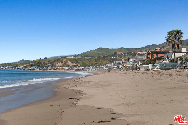 Image 11 of 13 For 23356 Malibu Colony Road