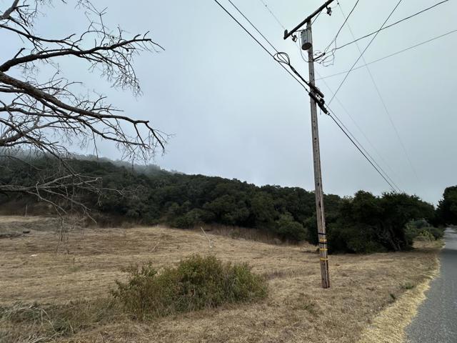 216 Tucker Road, Royal Oaks CA: https://media.crmls.org/mediaz/5d404a44-20e0-415e-b50a-c177518b7fce.jpg