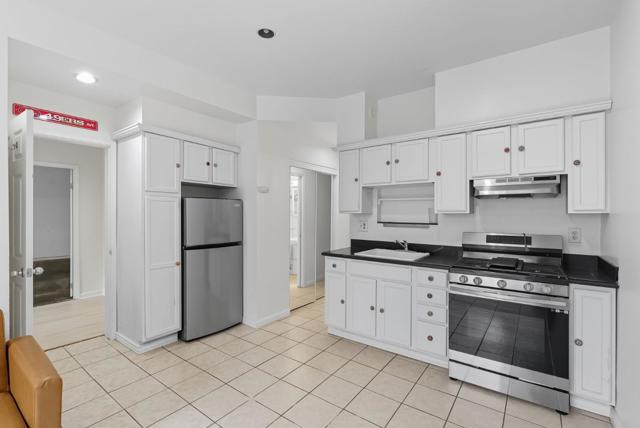 1840 Church Street, San Francisco CA: https://media.crmls.org/mediaz/5d40ef78-e0e9-4a56-ab89-133a950374f4.jpg