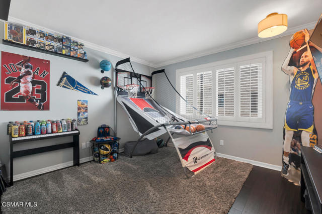 6217 Nita Avenue, Woodland Hills CA: https://media.crmls.org/mediaz/5d411337-4bc7-433c-a0f6-6089f2a13189.jpg
