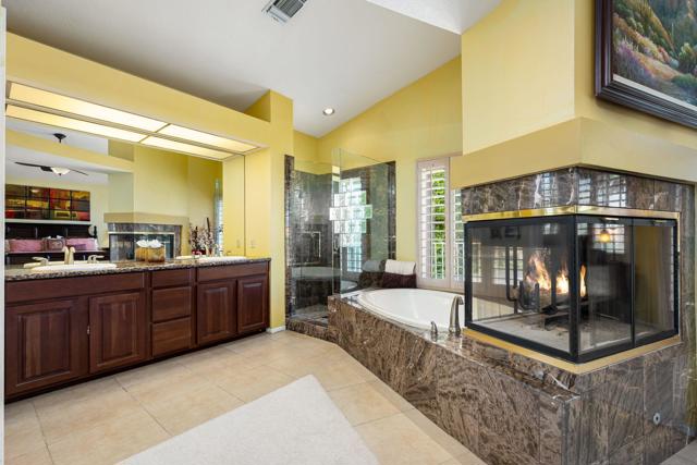 230 Augusta Drive, Palm Desert CA: https://media.crmls.org/mediaz/5d412ada-d701-4dba-96ee-f2d3b0101b6a.jpg