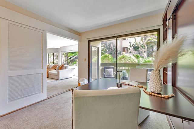 2140 Santa Cruz Avenue, Menlo Park CA: https://media.crmls.org/mediaz/5d4147a2-db61-486a-9ec0-c0ce37837884.jpg