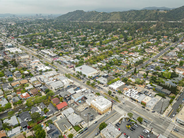 Image 35 of 26 For 1620 Colorado Boulevard