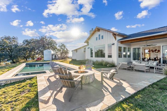 31071 Panorama Trail, Santa Ysabel CA: https://media.crmls.org/mediaz/5d4262a3-a882-4315-bce2-06e8e885a63b.jpg