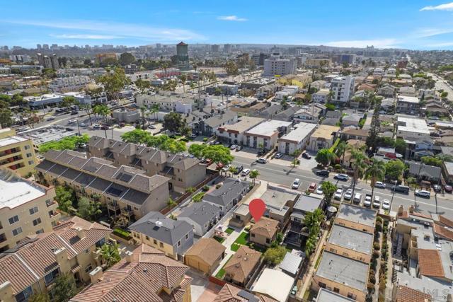 4365 Kansas, San Diego CA: https://media.crmls.org/mediaz/5d428f22-616b-4444-8c54-d64f39f32078.jpg