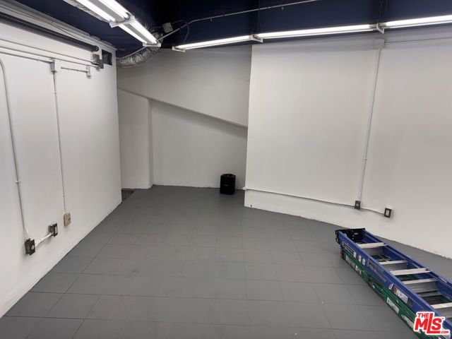  Commercial for Sale in Beverly Hills, California