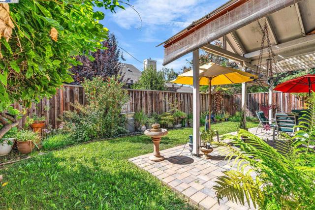 5473 Rainflower Dr, Livermore CA: https://media.crmls.org/mediaz/5d4383f2-7c85-4aa2-b5ae-254d9737d0a6.jpg