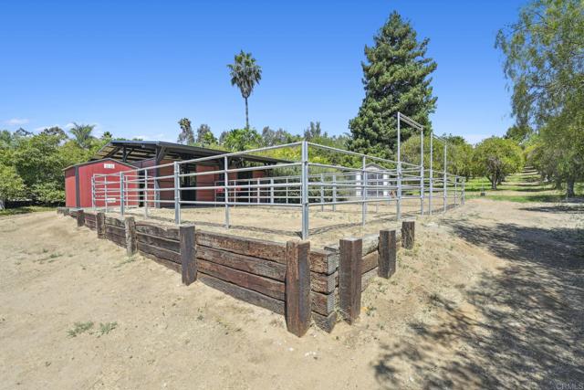 31619 21 Via Puerta Del Sol, Bonsall CA: https://media.crmls.org/mediaz/5d445bef-b9bd-452d-9740-ae5d89c8ea1d.jpg