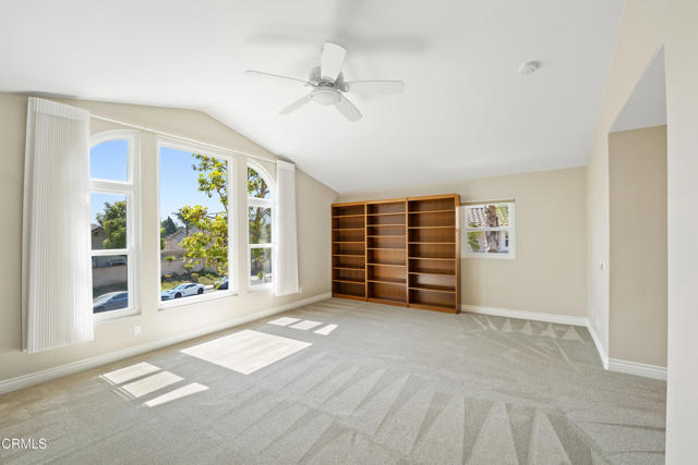 1347 La Culebra Circle, Camarillo CA: https://media.crmls.org/mediaz/5d44b9e7-8b25-4795-920b-86b383693c57.jpg