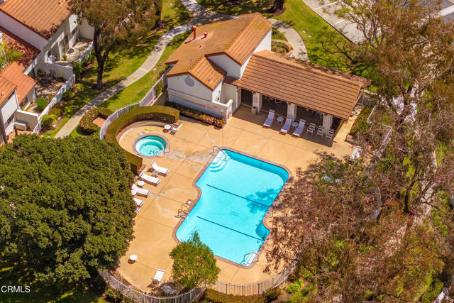 1404 Calle Lozano, Camarillo CA: https://media.crmls.org/mediaz/5d44c3fc-6c95-493e-a37c-b4fb71732f49.jpg