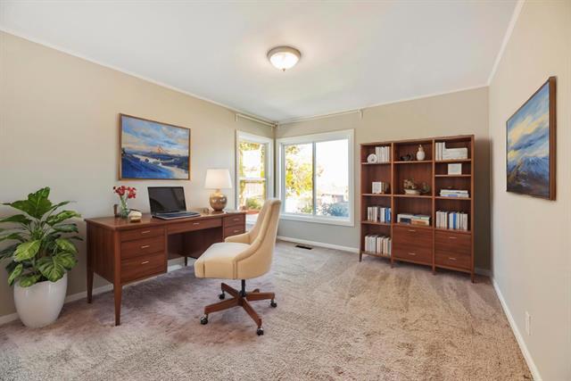 20 Queen Anne Court, Millbrae CA: https://media.crmls.org/mediaz/5d44c746-f842-4799-bc6d-c40ebbdfa0dc.jpg