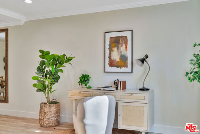 118 S Clark Drive, West Hollywood CA: https://media.crmls.org/mediaz/5d45169f-a5c0-4aa1-855f-5af61d9d46e2.jpg