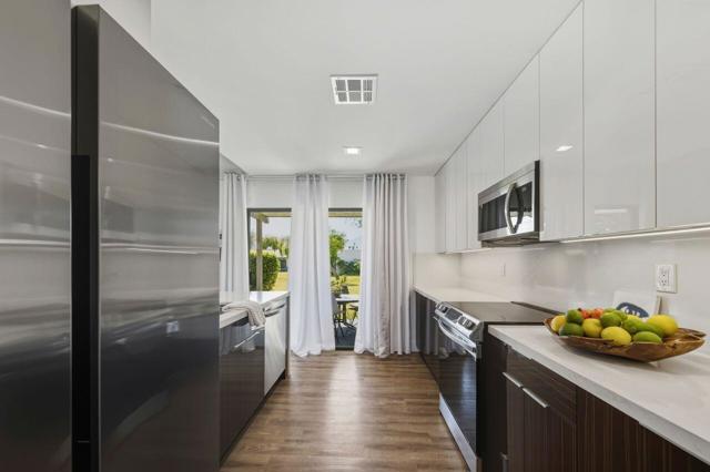 2113 Sunshine Way, Palm Springs CA: https://media.crmls.org/mediaz/5d45d049-6d98-4606-a09e-fb79d6808e70.jpg