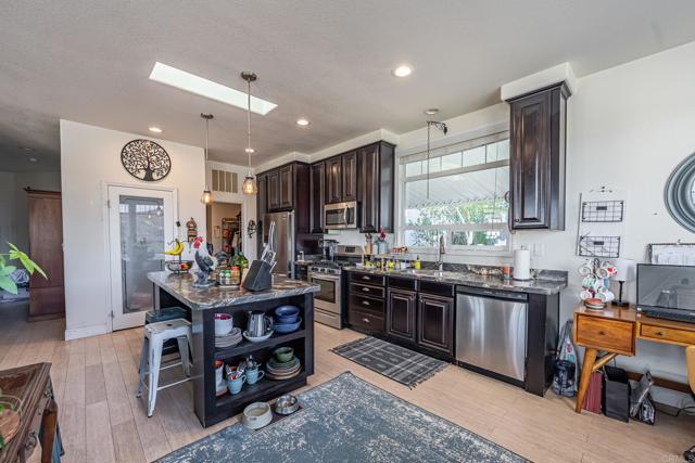 4650 Dulin, Fallbrook CA: https://media.crmls.org/mediaz/5d46362f-25e9-43a7-8307-8d8f0a3711b2.jpg