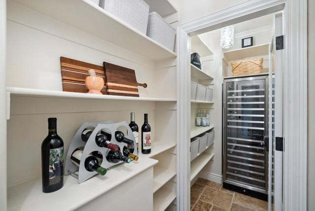 Image 18 of 85 For 100 Hollywood Avenue