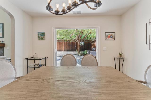 960 Oak Park Drive, Morgan Hill CA: https://media.crmls.org/mediaz/5d49c46e-67ba-4962-b9e5-d1031e87c372.jpg