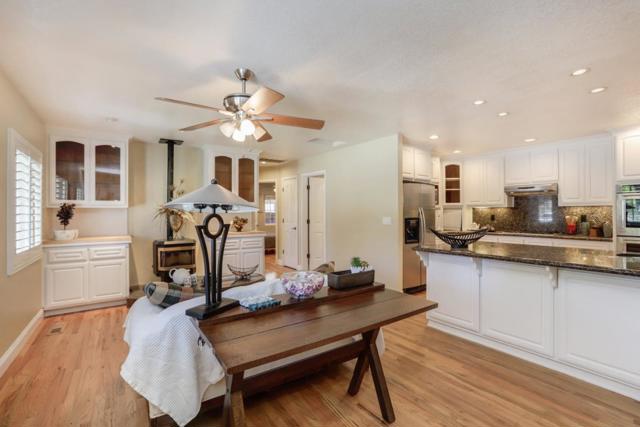 60 Monte Vista Way, Gilroy CA: https://media.crmls.org/mediaz/5d49d56a-7d96-4d28-8eb0-71ab40b8faf1.jpg