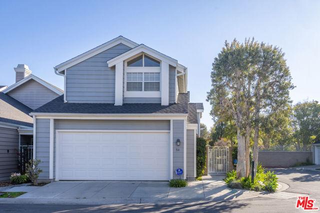 13082 Mindanao Way, Marina del Rey CA: https://media.crmls.org/mediaz/5d4a48e8-4315-46d8-a2ec-387248e259b2.jpg