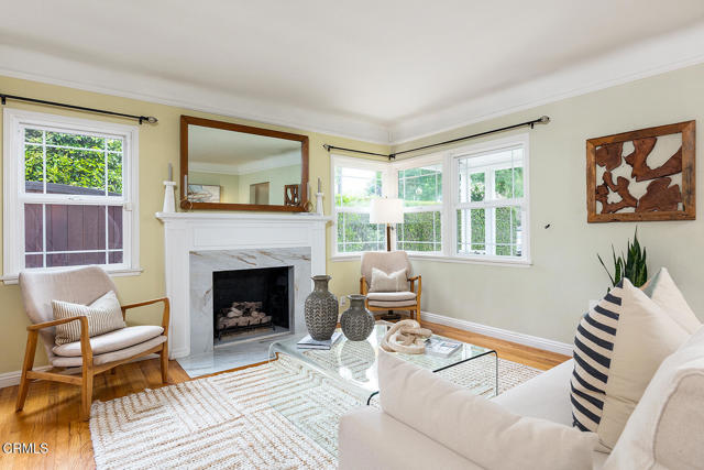 2250 Cooley Place, Pasadena CA: https://media.crmls.org/mediaz/5d4b8e06-b63a-494d-a102-631597f29f26.jpg