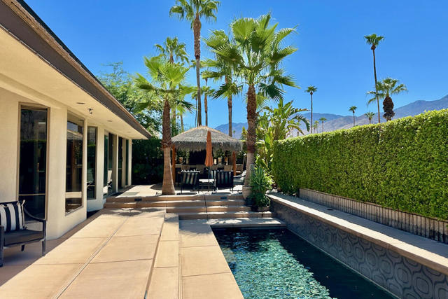 1311 Fuego Circle, Palm Springs CA: https://media.crmls.org/mediaz/5d4b9cd6-2b38-4b03-886d-720bb9f2da89.jpg