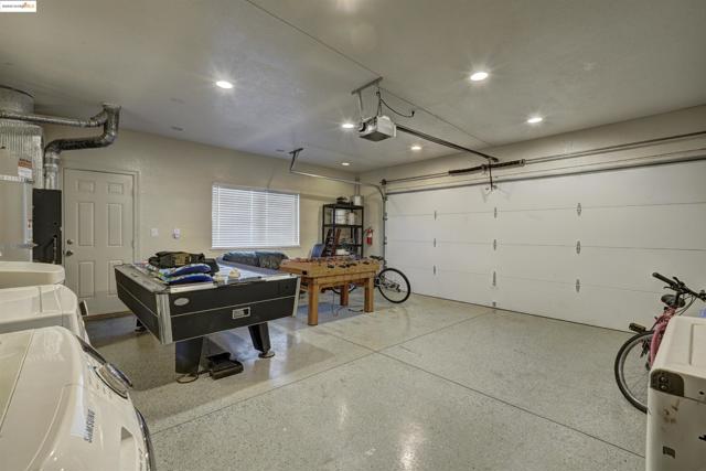 5106 Cabrillo Pt, Discovery Bay CA: https://media.crmls.org/mediaz/5d4c2337-6a6e-42bb-8a9e-aae42e56eb2d.jpg