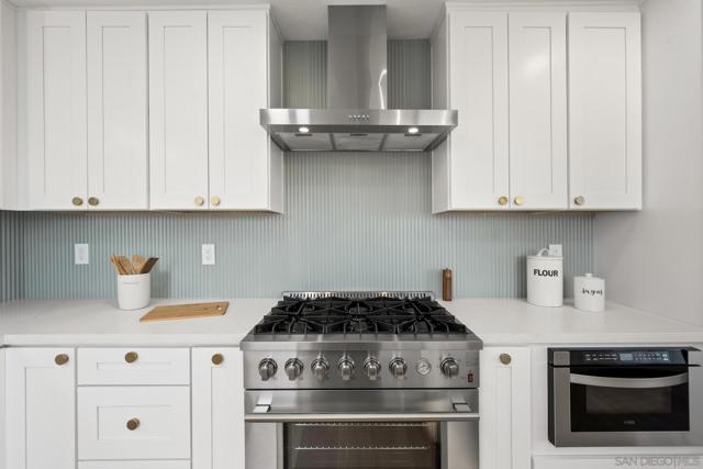 4334 Valle Dr., La Mesa CA: https://media.crmls.org/mediaz/5d4cbd52-a4de-43c3-8e6b-d974ec48cd0e.jpg