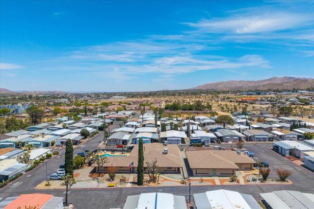 7425 Church Street, Yucca Valley CA: https://media.crmls.org/mediaz/5d4d8f04-f368-4e41-9b02-d91fa358be21.jpg