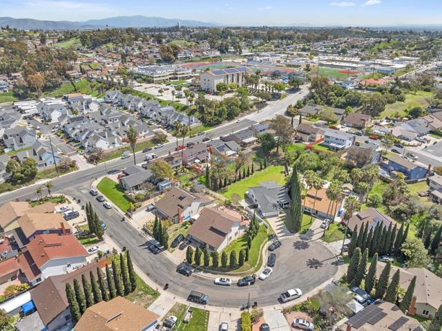 6065 Nancita Ct, San Diego CA: https://media.crmls.org/mediaz/5d4de6f4-a513-4295-8a4e-5d20b558aeb9.jpg
