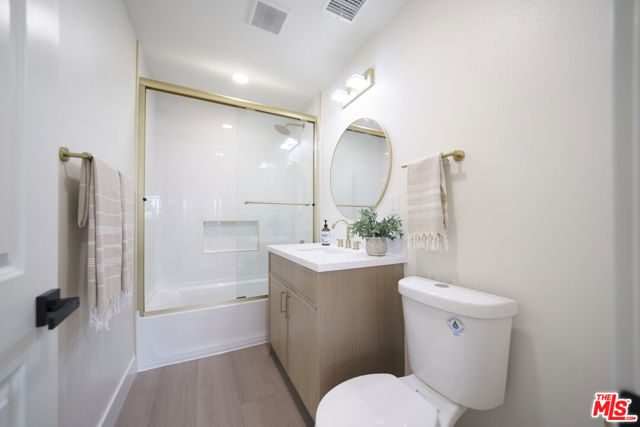 2618 Brian Avenue, Torrance CA: https://media.crmls.org/mediaz/5d4ebf91-a674-4949-a774-cd1d509395d1.jpg