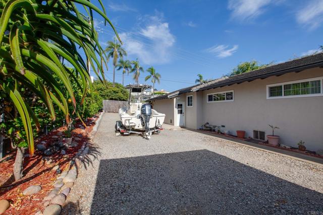 Detail Gallery Image 24 of 56 For 2392 Fire Mountain Dr, Oceanside,  CA 92054 - 2 Beds | 2 Baths