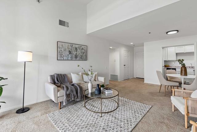 Detail Gallery Image 9 of 73 For 1560 Circa Del Lago #D304,  San Marcos,  CA 92078 - 2 Beds | 2 Baths