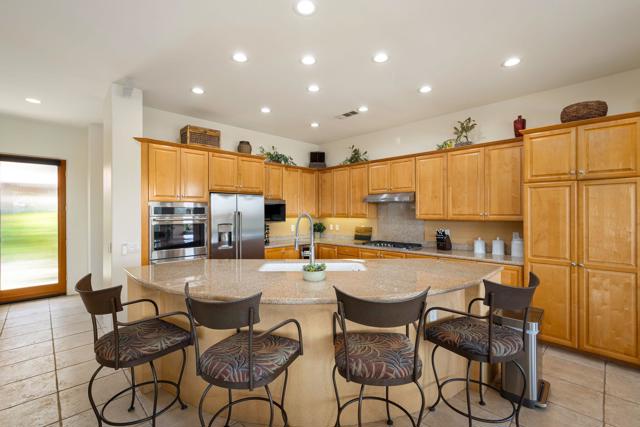 80305 Cedar, La Quinta CA: https://media.crmls.org/mediaz/5d5290c2-754d-4f56-b431-ed7b2b189ea3.jpg