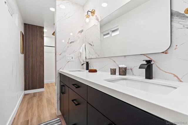 1110 Sea Village Dr, Cardiff by the Sea CA: https://media.crmls.org/mediaz/5d52f313-c6c5-408c-b840-bff9e043db23.jpg