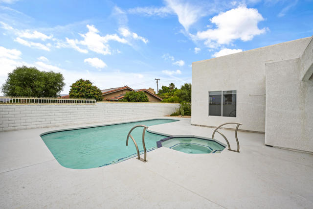 10341 Palm Drive, Desert Hot Springs CA: https://media.crmls.org/mediaz/5d5361dc-e913-44d4-8315-1490abf36c12.jpg